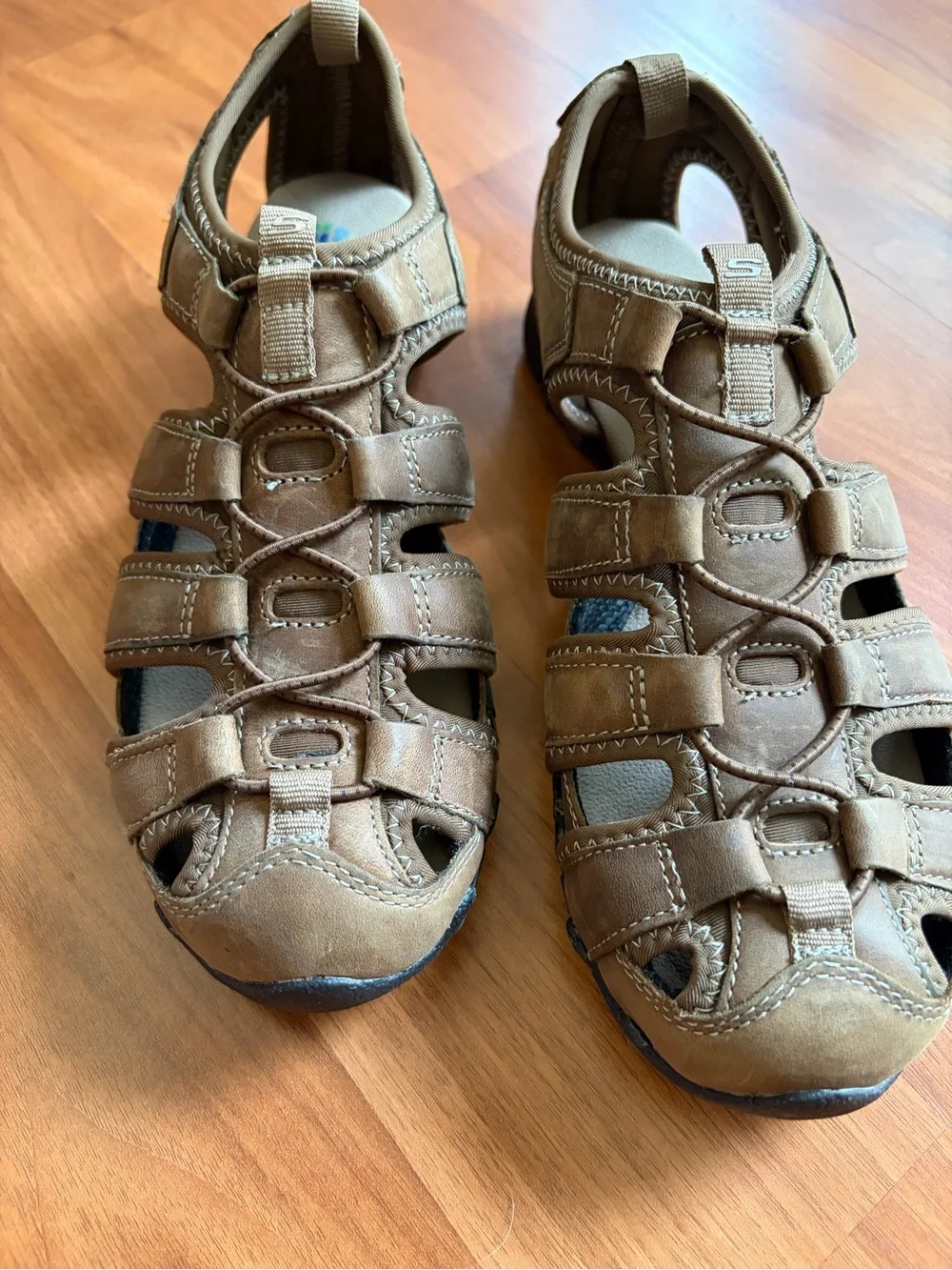 Skechers Women’s Brown Closed-Toe Sport Sandals - Brand New